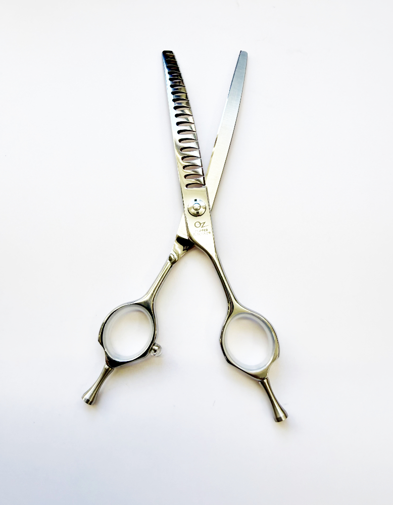 Curved 6.5 Inch - 18 Tooth Curved Chunker Texturizer - Image 2